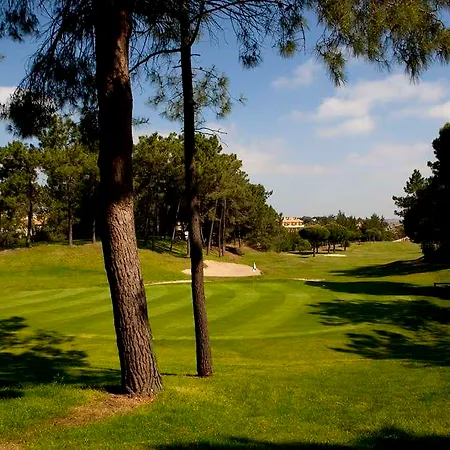 Szálloda Doubletree By Hilton Golf 4*