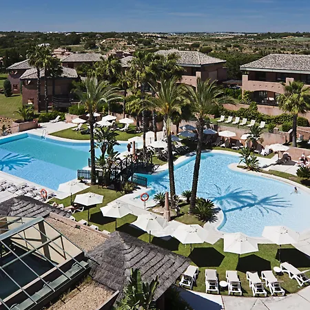 Doubletree By Hilton Golf