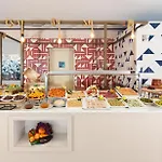Doubletree By Hilton Golf