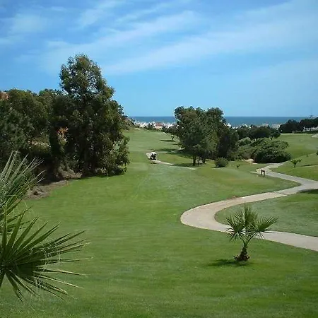 Doubletree By Hilton Golf Hotel 4*