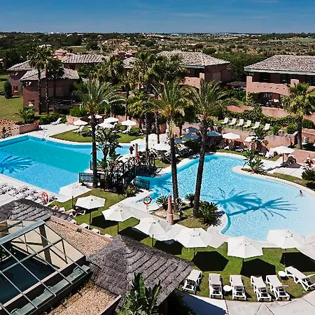 Hotel Doubletree By Hilton Golf