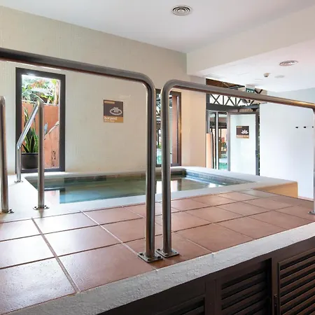 Hotel Doubletree By Hilton Golf