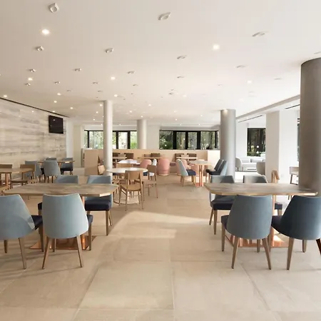Doubletree By Hilton Golf Hotel Islantilla