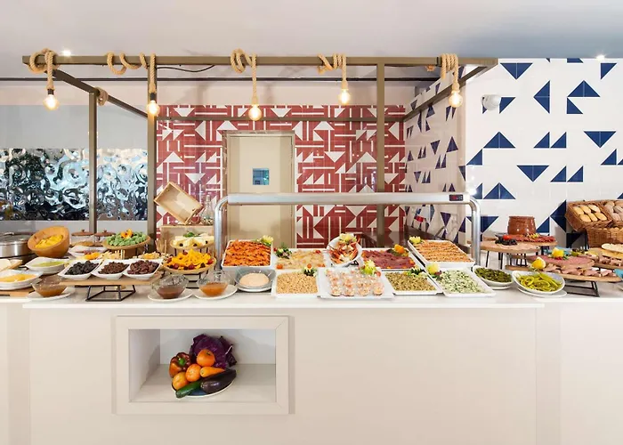 Doubletree By Hilton Golf