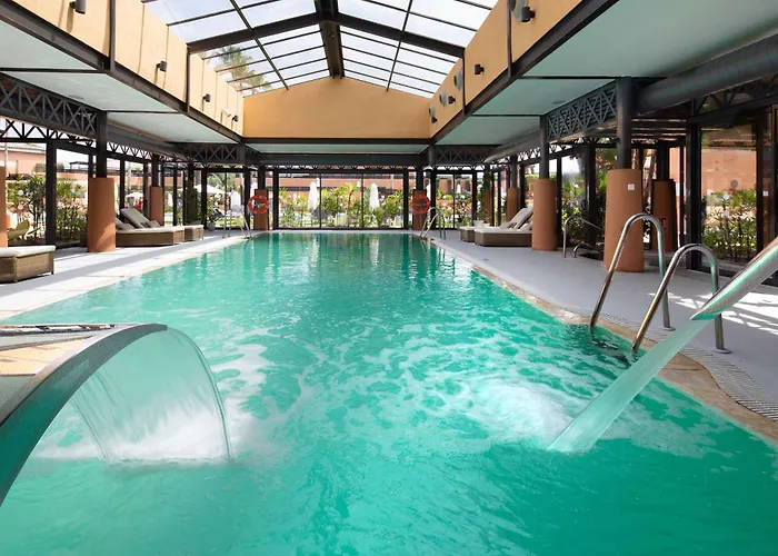 Hotell Doubletree By Hilton Golf 4*