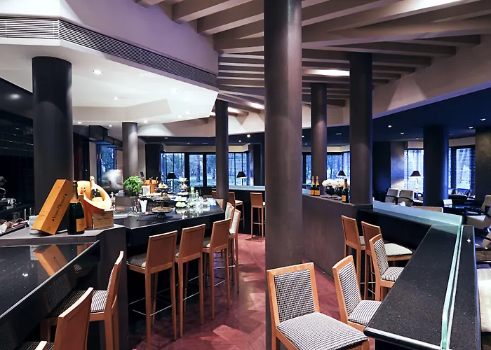 Hotell Doubletree By Hilton Golf