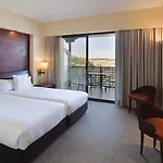 Hotel Doubletree By Hilton Golf