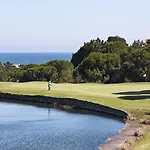 Ξενοδοχείο Doubletree By Hilton Golf 4*