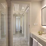 Doubletree By Hilton Golf 4*