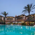 Doubletree By Hilton Golf 4*