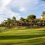Ξενοδοχείο Doubletree By Hilton Golf