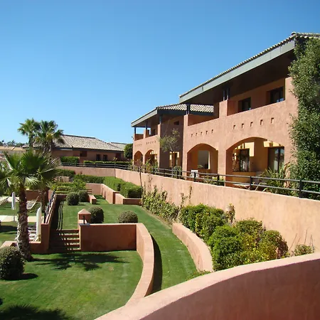 Doubletree By Hilton Golf فندق 4*