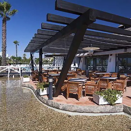 Doubletree By Hilton Golf